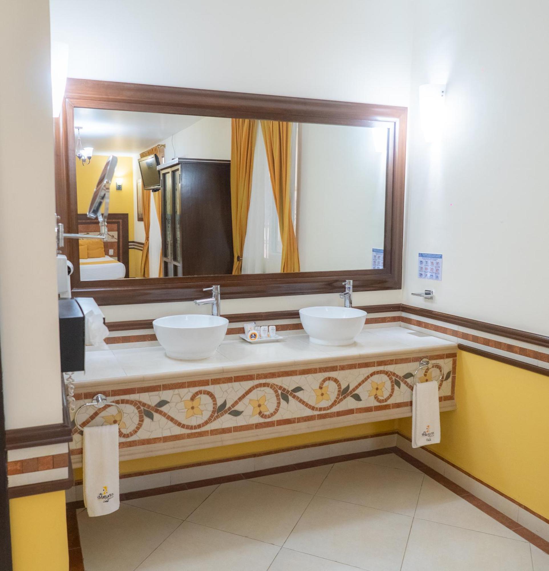 Centro Hotel Villa Las Margaritas คาลาปา ภายนอก รูปภาพ